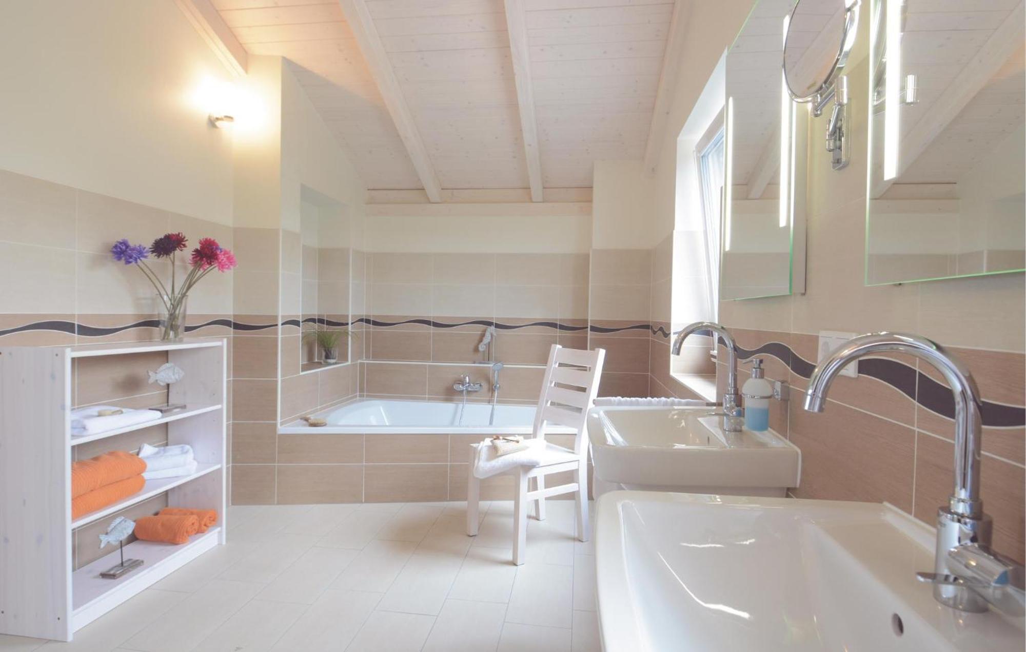 3 Bedroom Cozy Home In Dagebüll מראה חיצוני תמונה